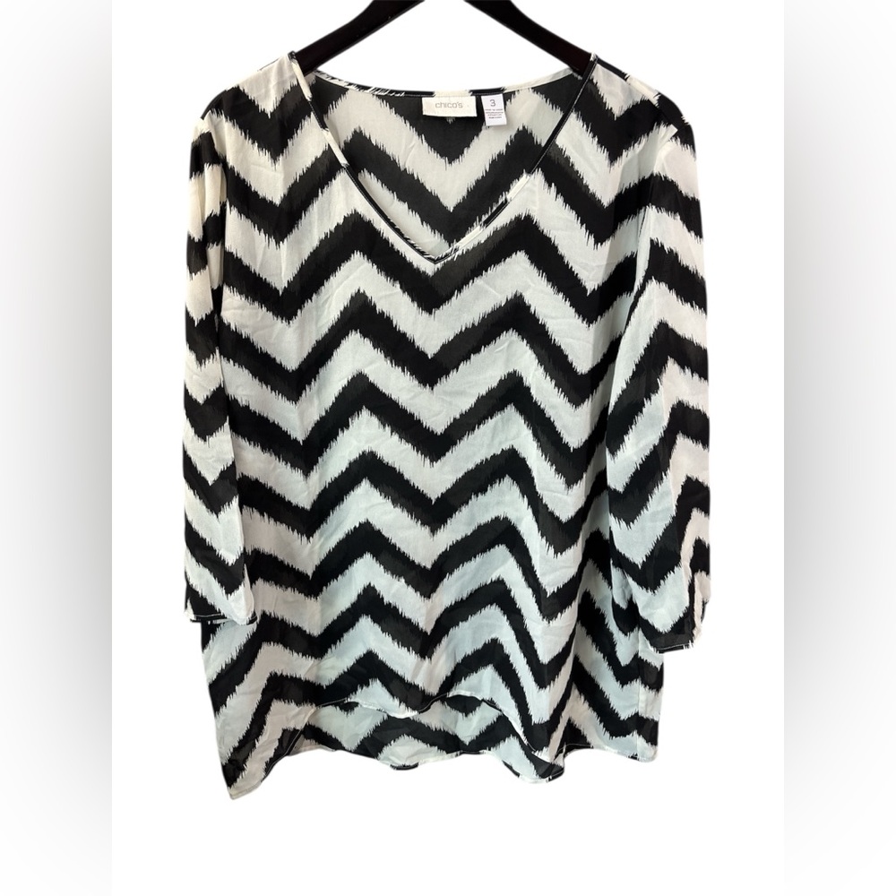 Chico’s black white zig zag blouse 3/4 sleeve size 3 XL sheer office resort